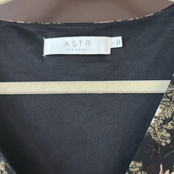 ASTR THE LABEL Floral Long Sleeve Maxi Dress NEW sz L - Picture 8 of 13